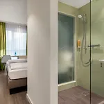 فندق Super 8 By Wyndham Am Centro أوبيرهاوزين