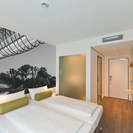 Hotell Super 8 By Wyndham Am Centro 3*
