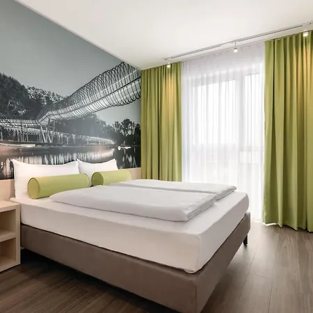 Ξενοδοχείο Super 8 By Wyndham Am Centro 3*