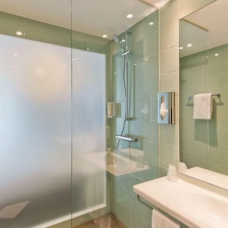 Super 8 By Wyndham Am Centro 3*