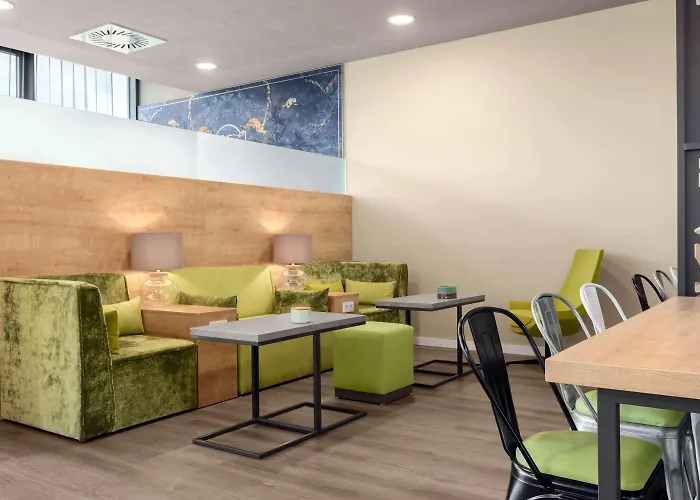 Hotell Super 8 By Wyndham Am Centro Oberhausen (North Rhine-Westphalia)