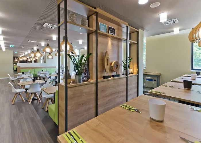 Super 8 By Wyndham Am Centro