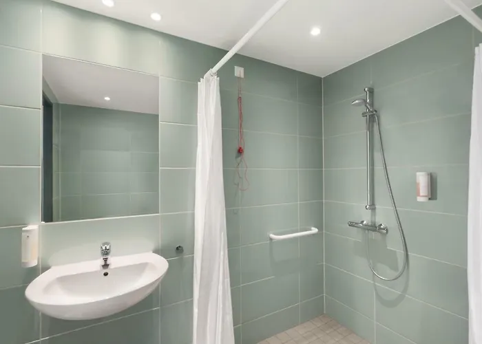 Super 8 By Wyndham Am Centro Hotell